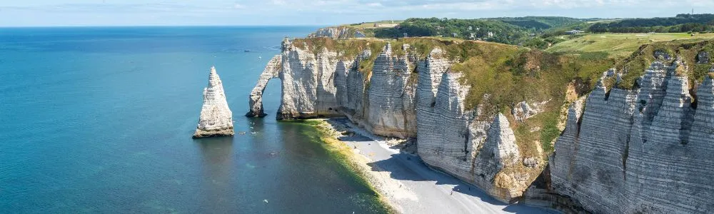 フランス北西部ノルマンディー地方の町エトルタの写真